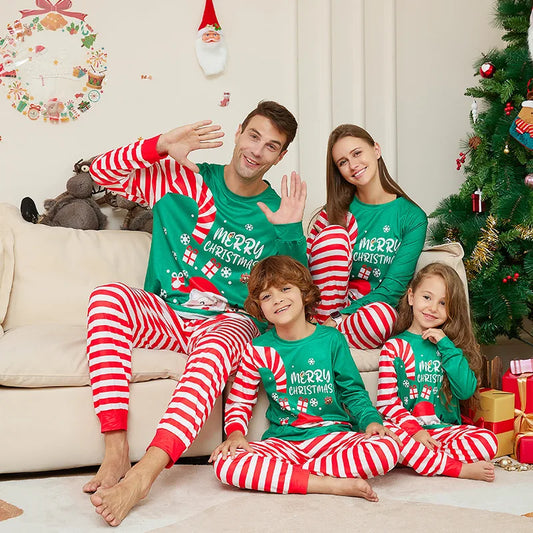 Xmas Family Matching Clothing Christmas Pajamas Outfits 2024 New Year Fashion Green Santa Claus Print Adult Kid Baby Pajamas Set